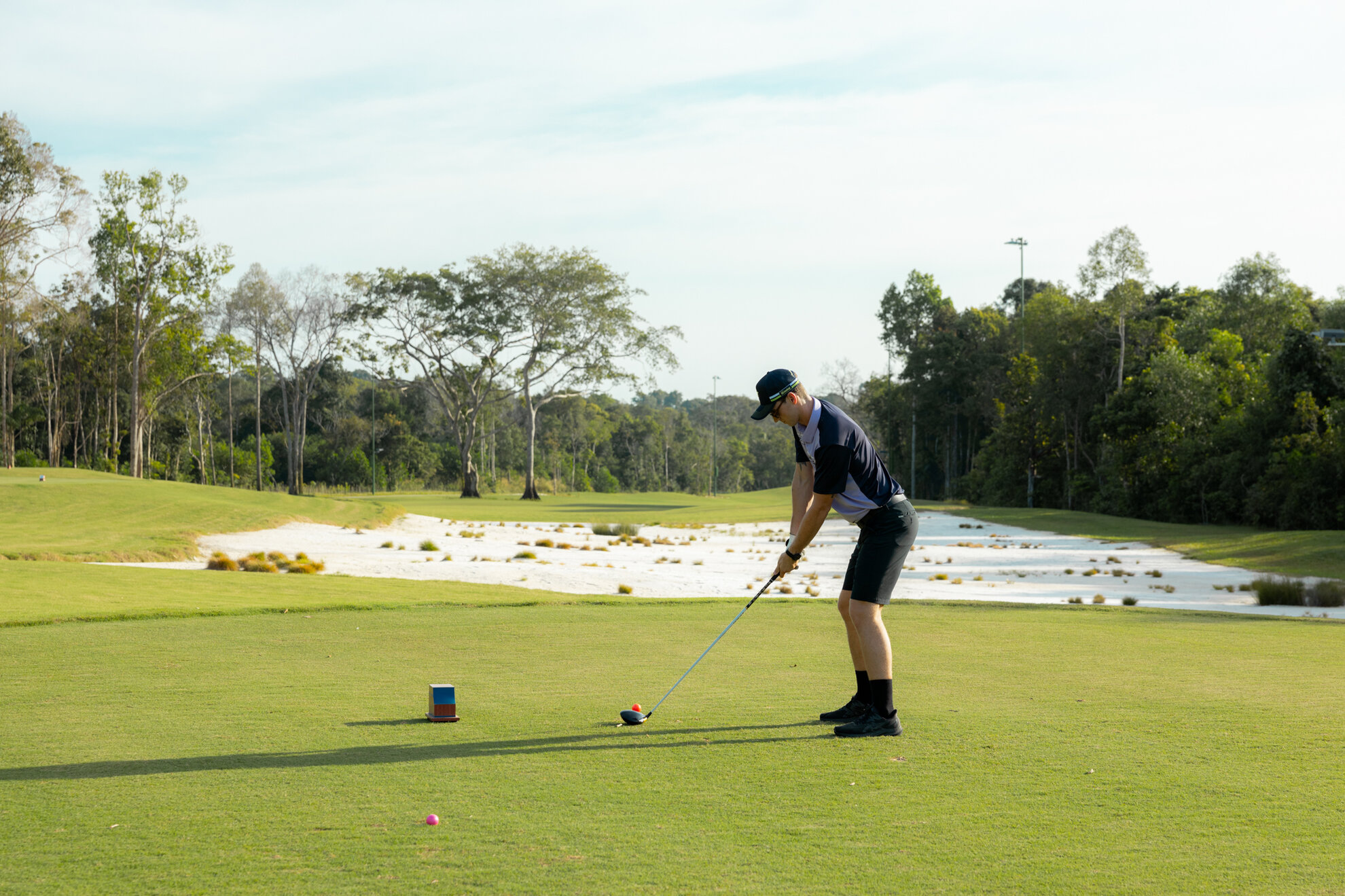 Eschuri Vung Bau Golf 4